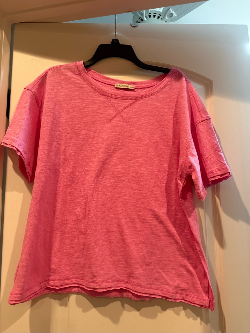 Zenana Outfitters Pink Short-Sleeve Crewneck Tee